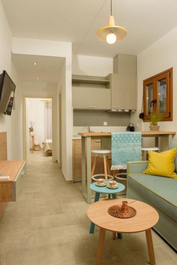 Στ' Ακρογιάλι Apartment Nea Roda Exterior photo